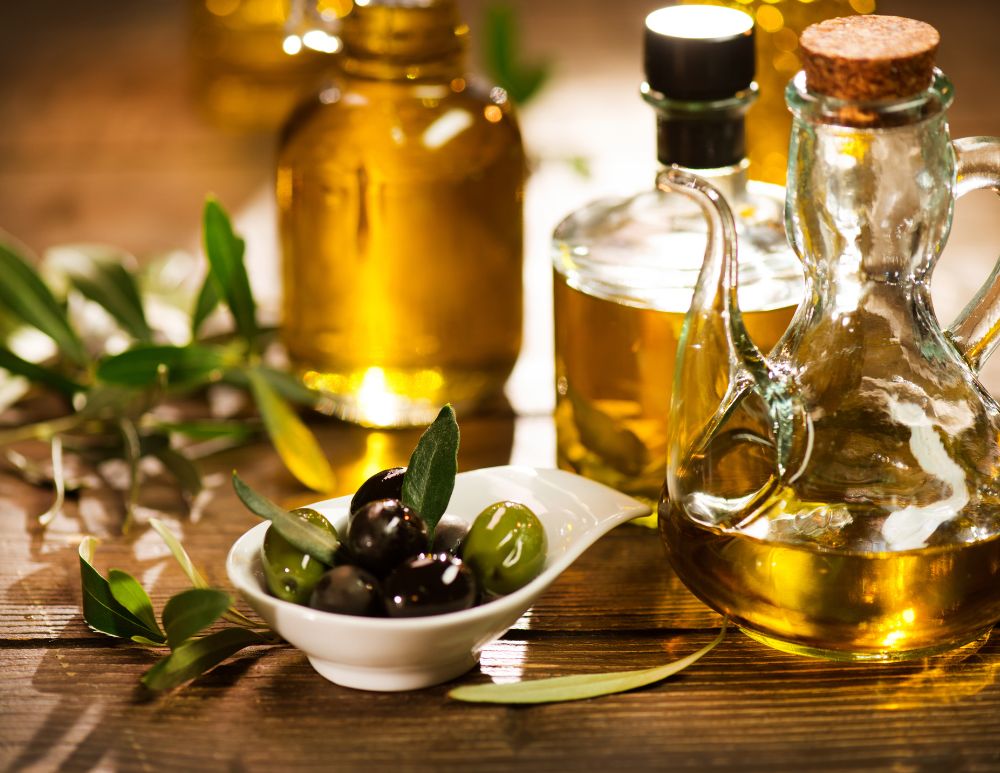 EVOO and olives table